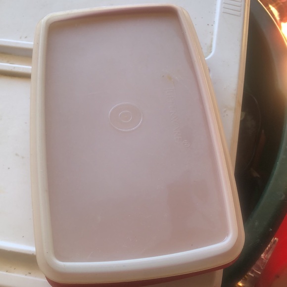 Tupperware - Picture 4 of 6